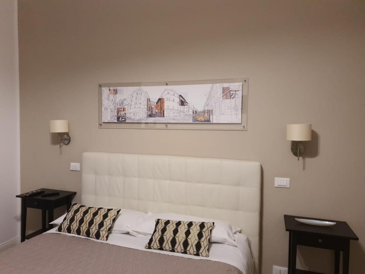 רומא Luxury & Charme Colosseo מראה חיצוני תמונה