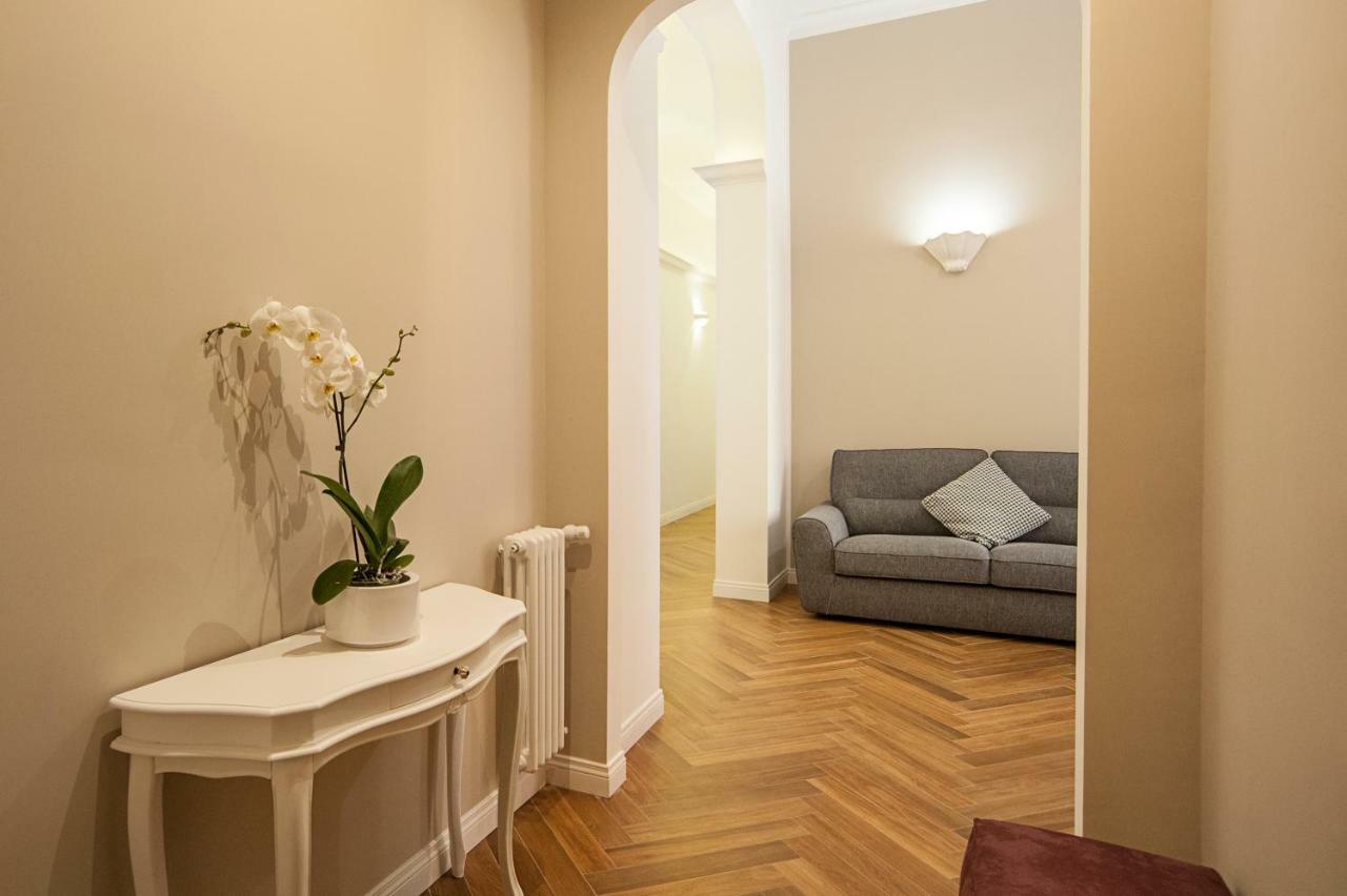 רומא Luxury & Charme Colosseo מראה חיצוני תמונה